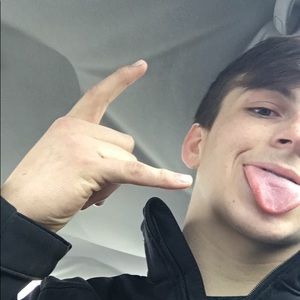 Meet your Posher, Brandon